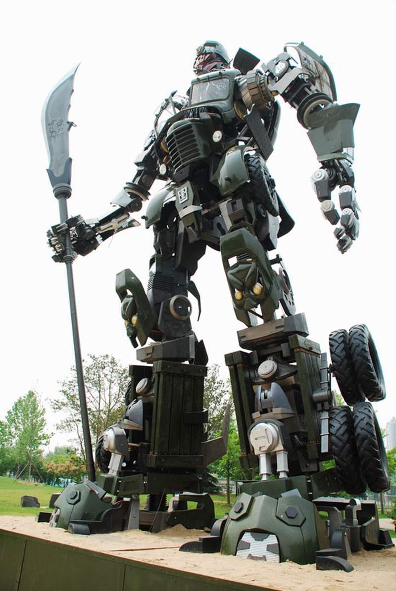 Giant Robots - TheOldRobots.Org